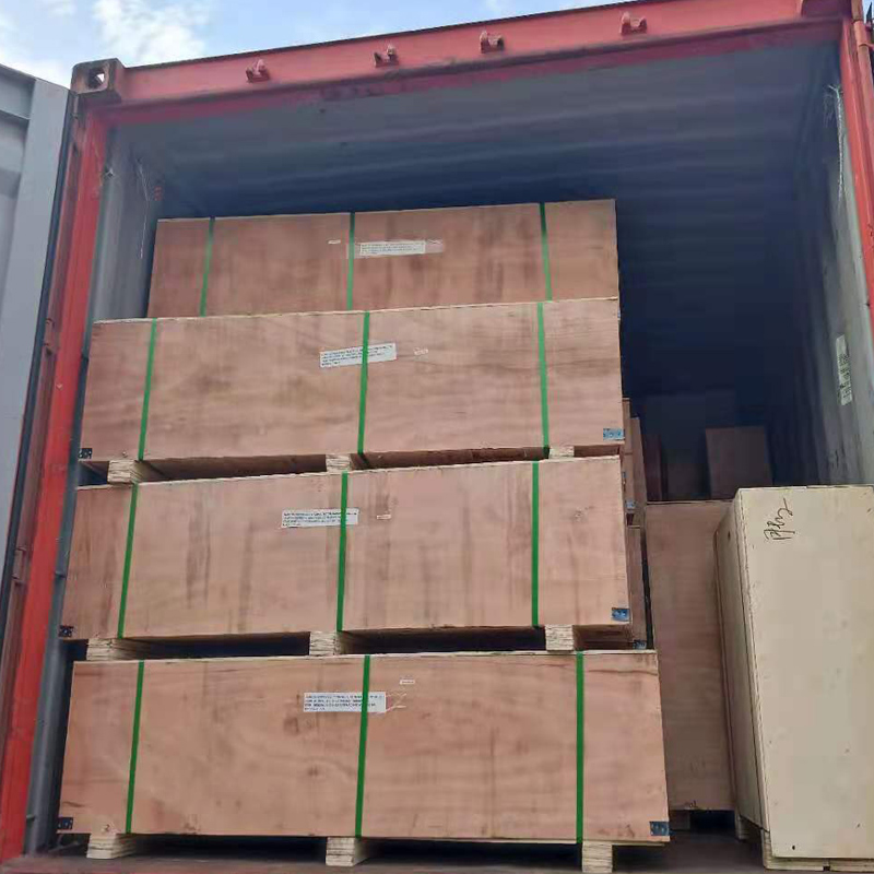 The bending machine, shearing machines and slip roller machines ordered by Riyadh customers were loaded and shipped